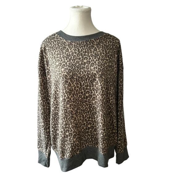 SPLENDID Long Sleeve Sweatshirt Women’s Large Animal Print - Picture 2 of 6